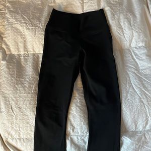 7/8 black fabletics leggings